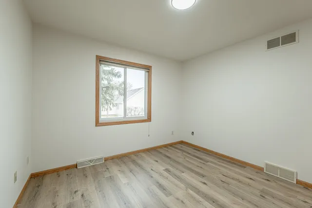 $425,000 | 406 Bay Hill Drive, Madison, WI 53717