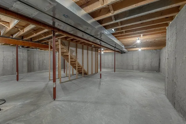 $425,000 | 406 Bay Hill Drive, Madison, WI 53717