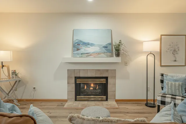 $425,000 | 406 Bay Hill Drive, Madison, WI 53717