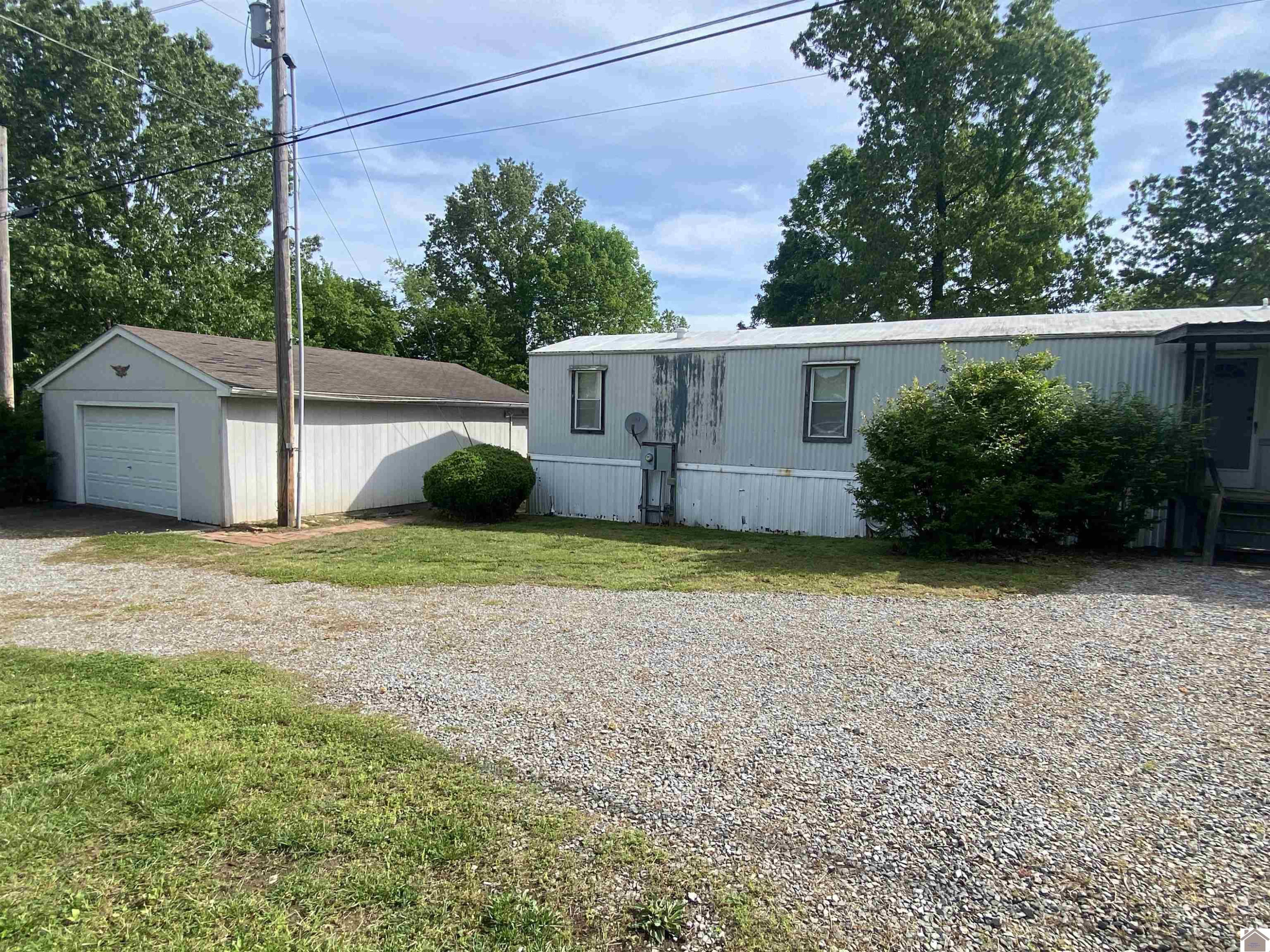 500 B B Hall Road Cadiz, KY 42211 - Photo 2 of 17 Photo 2