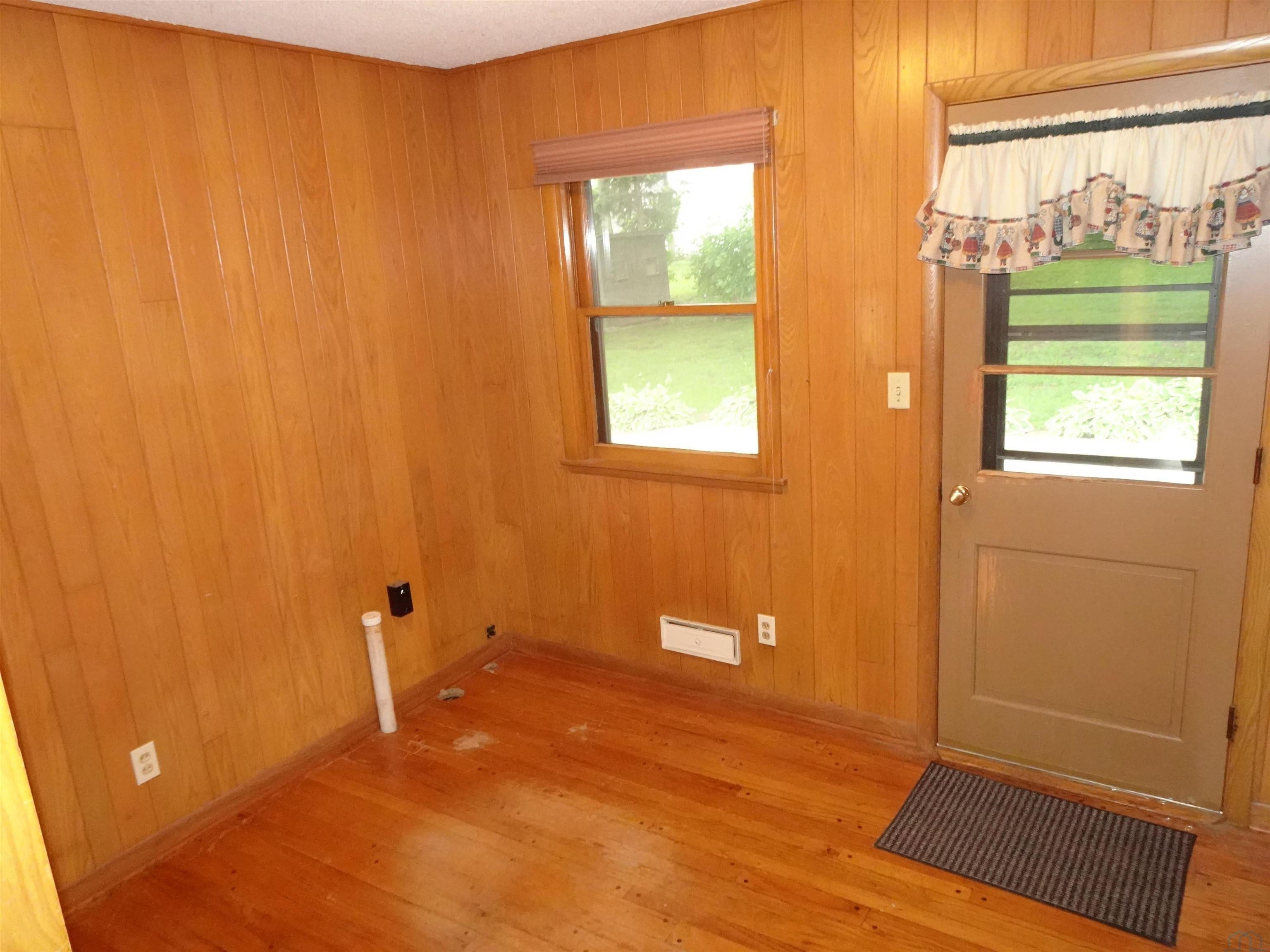 612 5th Street Sheldon, IA 51201 - Photo 16 of 28 Gallery Image 16