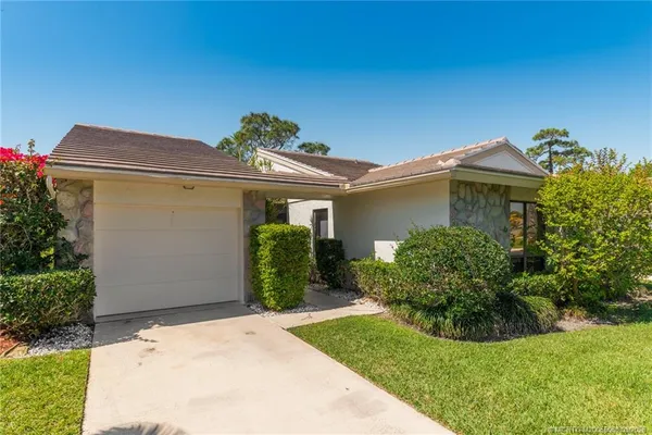 $2,500 | 2621 Southwest Egret Pond Circle, Palm City, FL 34990