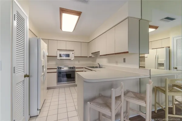 $2,500 | 2621 Southwest Egret Pond Circle, Palm City, FL 34990