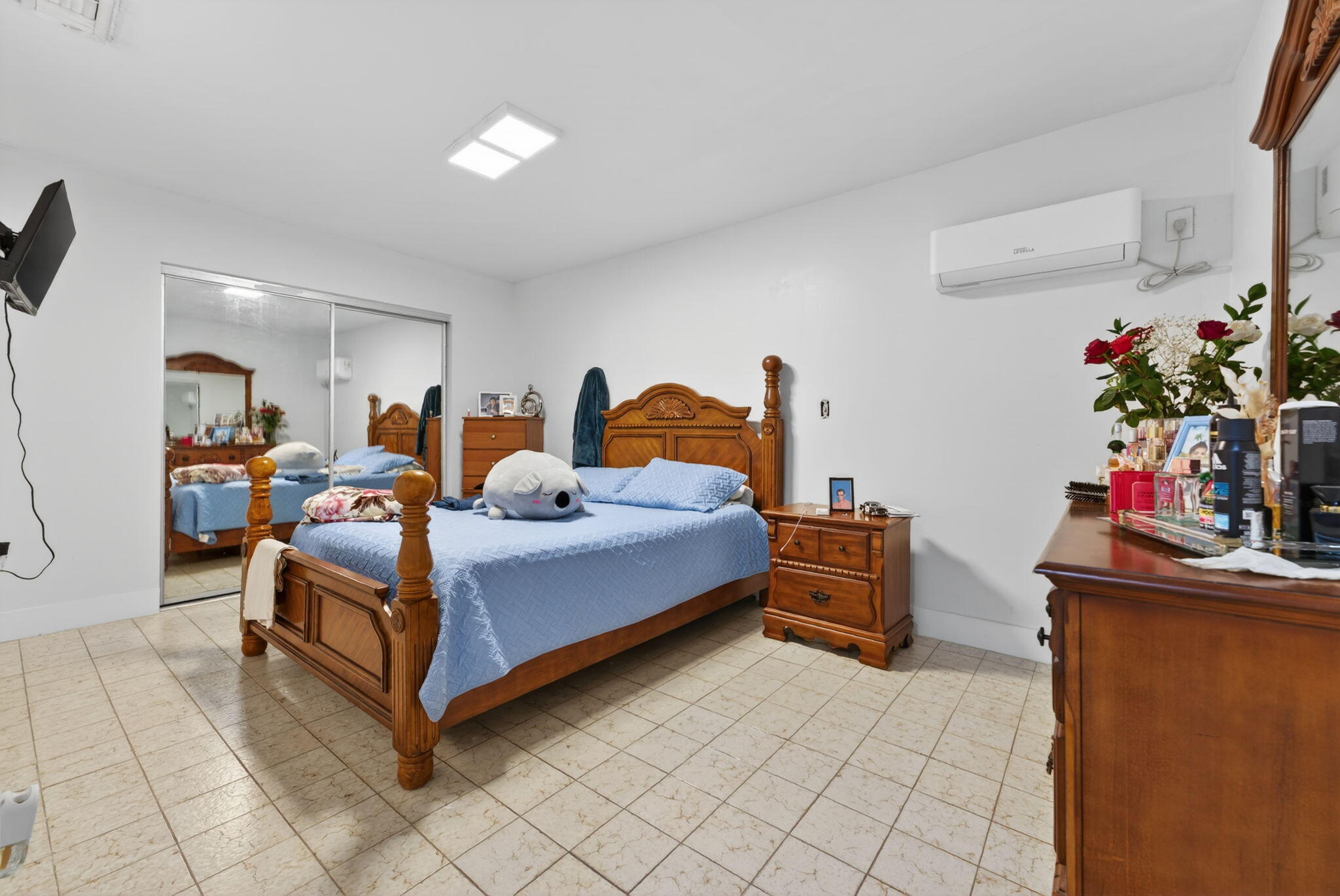 10040 Southwest 32nd Street Miami, FL 33165 - Photo 17 of 28 15-web-or-mls-DSC04669