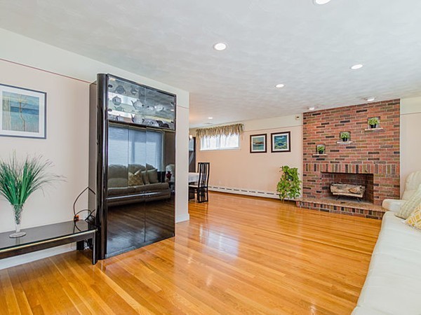 43 Bonad Road Boston, MA 02132 - Photo 4 of 20 Gallery Image 4