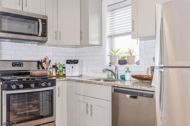 $2,850 | 352 South Avenue, Unit 3, Westfield, NJ 07090