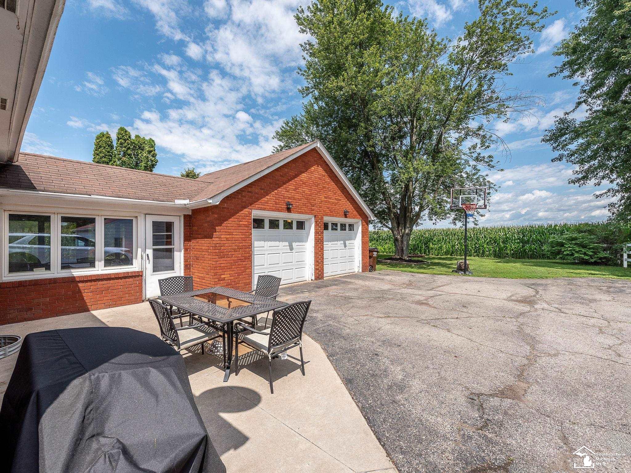 2950 North Custer Road Monroe, MI 48162 - Photo 27 of 31