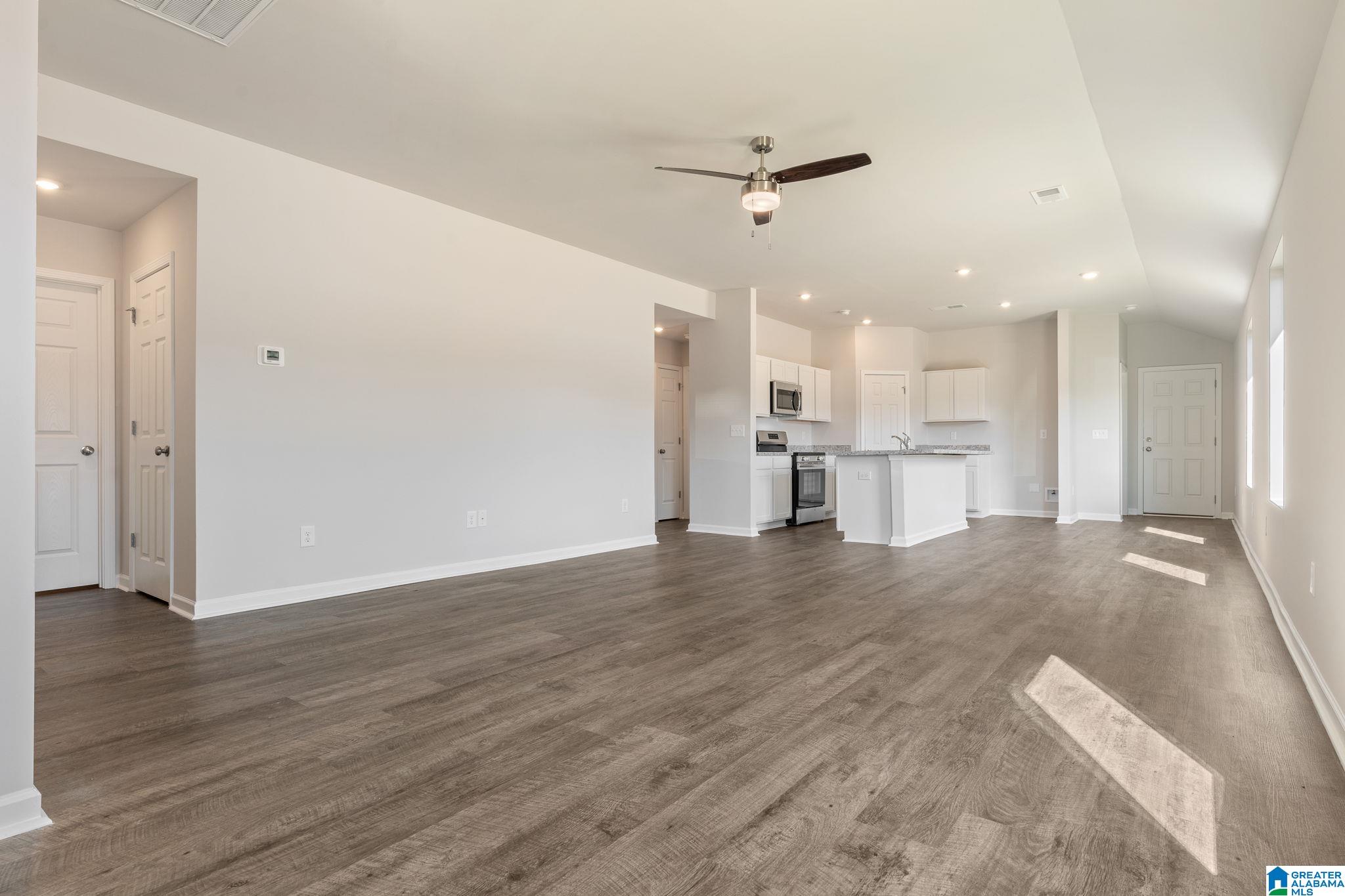 360 Timber Pass Anniston, AL 36207 - Photo 7 of 26