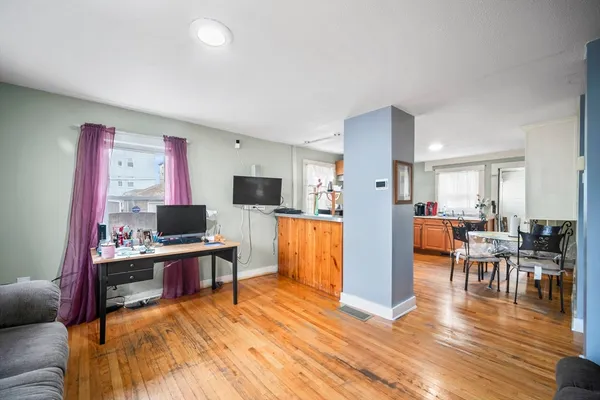$425,000 | 20 Murray Street, Lynn, MA 01905