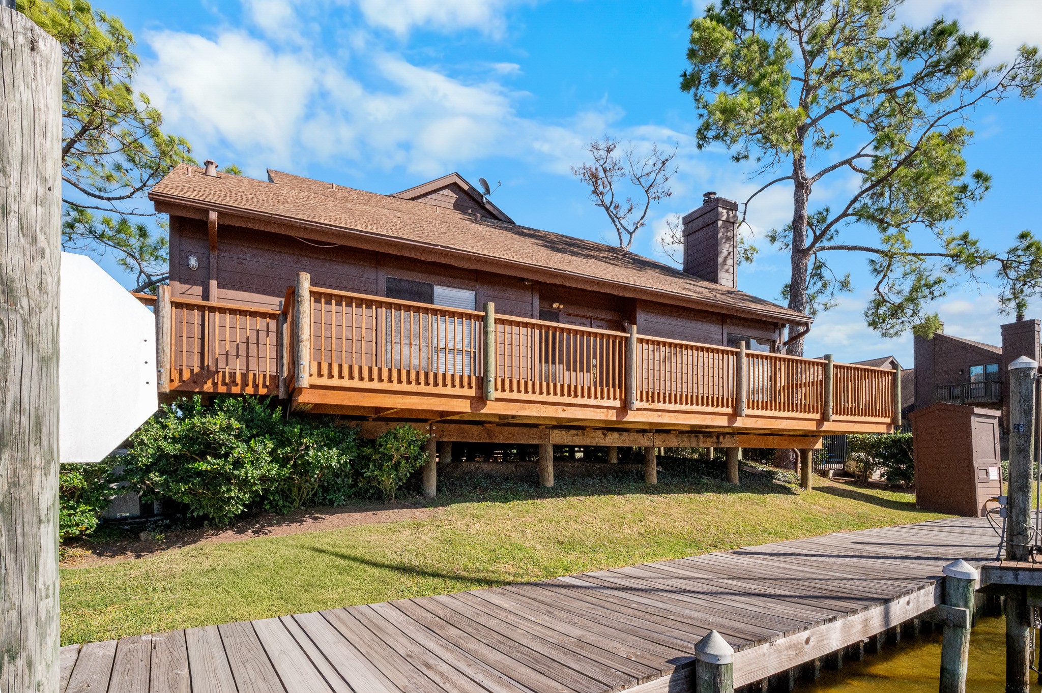 705 Davis Road League City, TX 77573 - Photo 19 of 26 This is the home to rent for serenity and relaxation everyday after work.