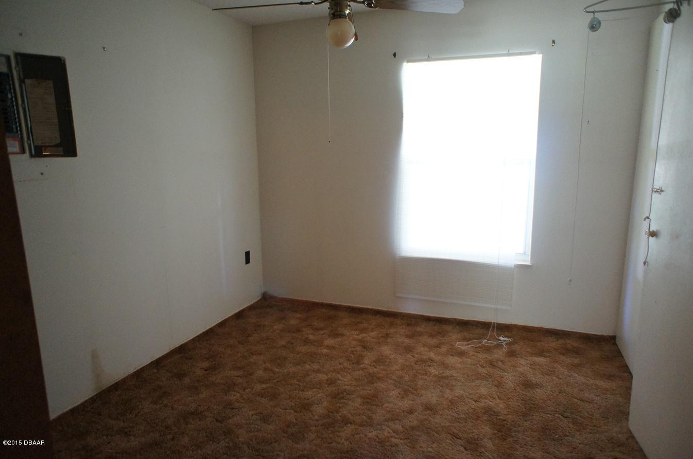 4572 Tree Top Lane Edgewater, FL 32141 - Photo 18 of 24 Bed3