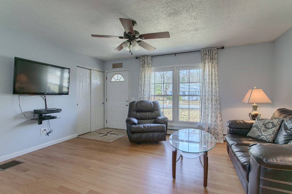 29 Ridge Street Westminster, MA 01473 - Photo 11 of 29 Gallery Image 11