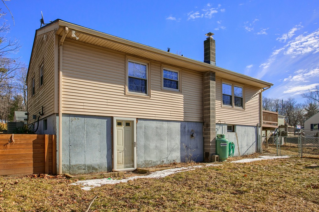 29 Ridge Street Westminster, MA 01473 - Photo 7 of 29 Gallery Image 7