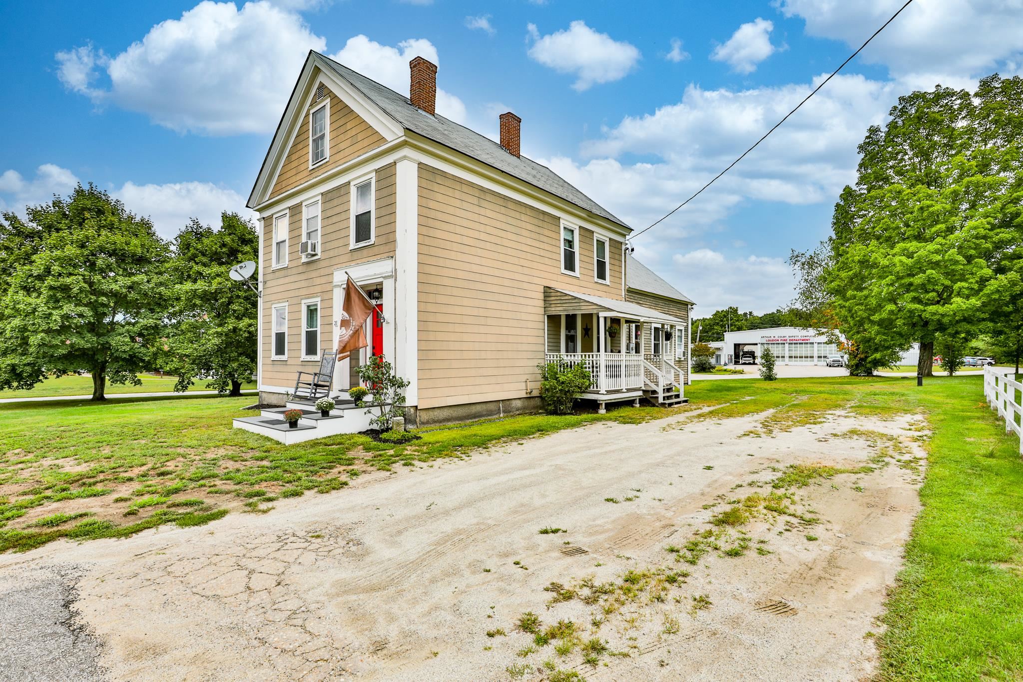 21 South Village Road Loudon, NH 03307 - Photo 1 of 26
