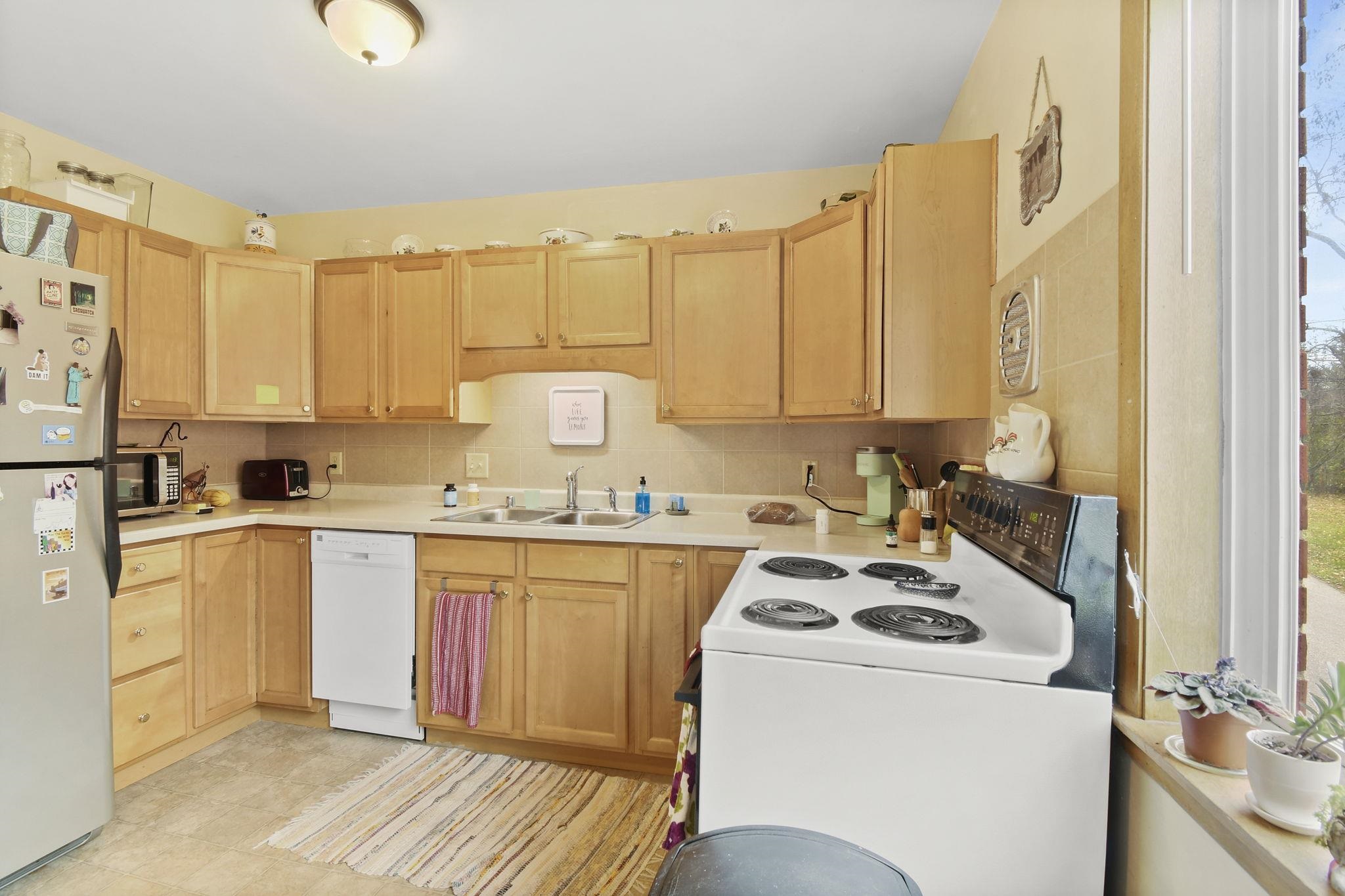 426 Rushmore Lane Madison, WI 53711 - Photo 21 of 42