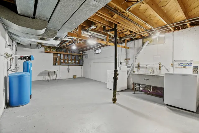 $1,168,000 | 426 Rushmore Lane, Madison, WI 53711