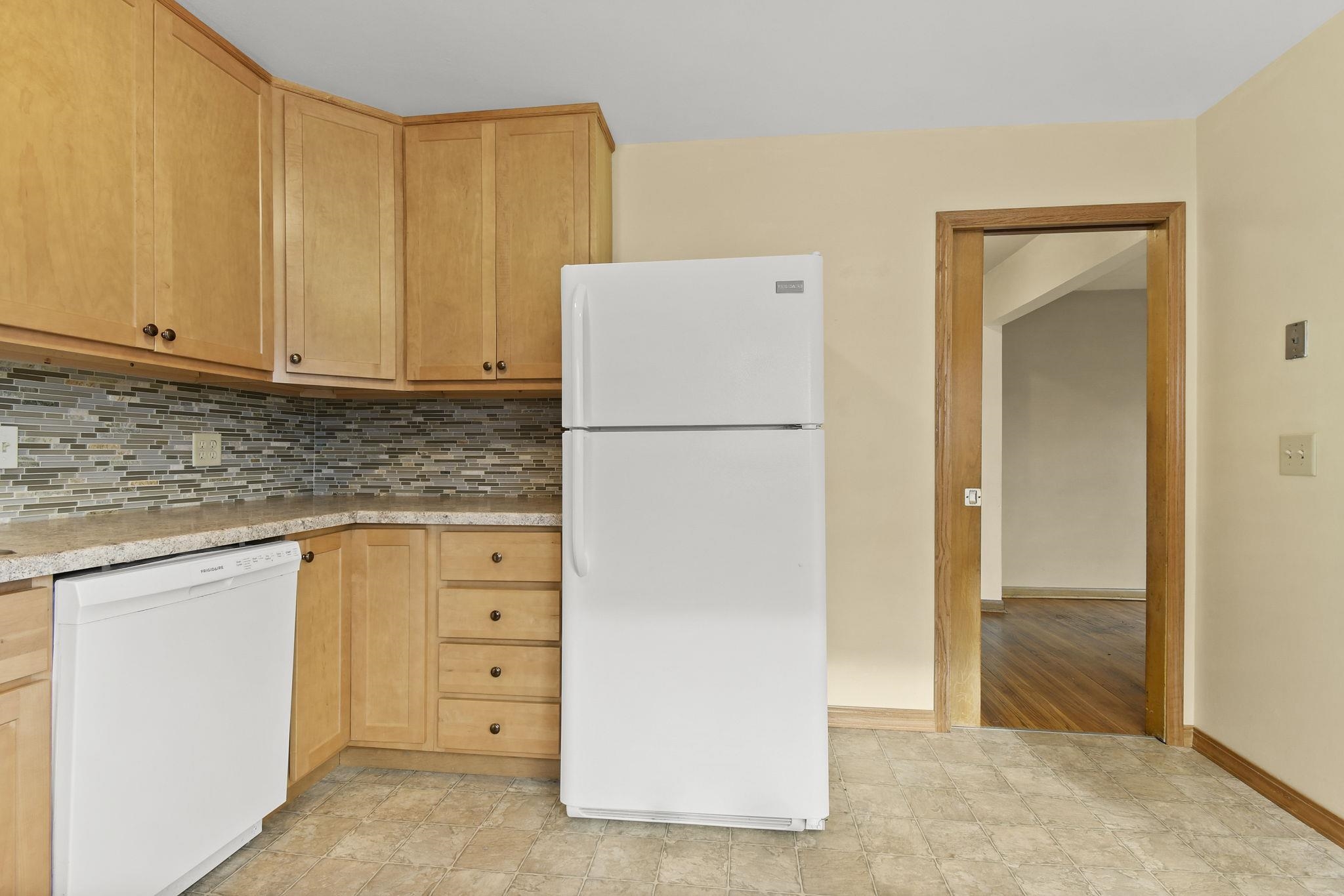 426 Rushmore Lane Madison, WI 53711 - Photo 5 of 42