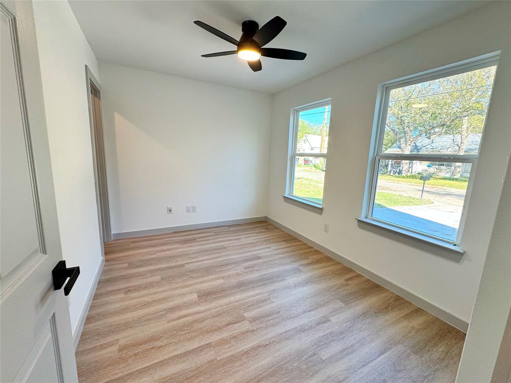 1509 Locust Street Commerce, TX 75428 - Photo 19 of 38