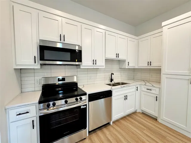 $359,900 | 1509 Locust Street, Commerce, TX 75428