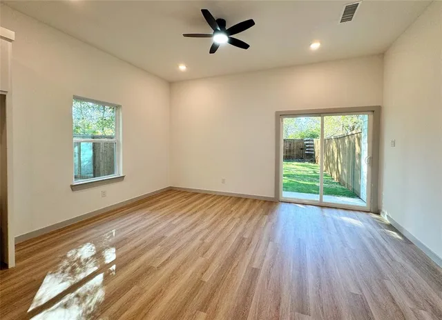 $359,900 | 1509 Locust Street, Commerce, TX 75428