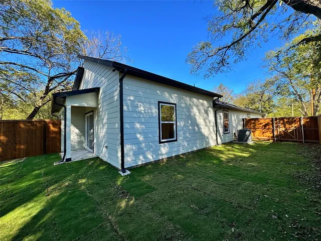 $359,900 | 1509 Locust Street, Commerce, TX 75428