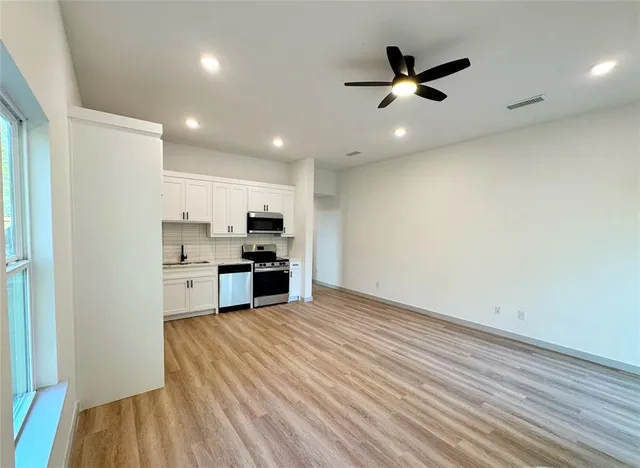 $359,900 | 1509 Locust Street, Commerce, TX 75428