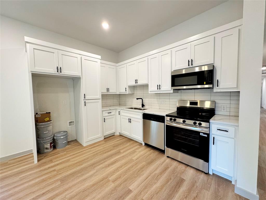 1509 Locust Street Commerce, TX 75428 - Photo 7 of 38