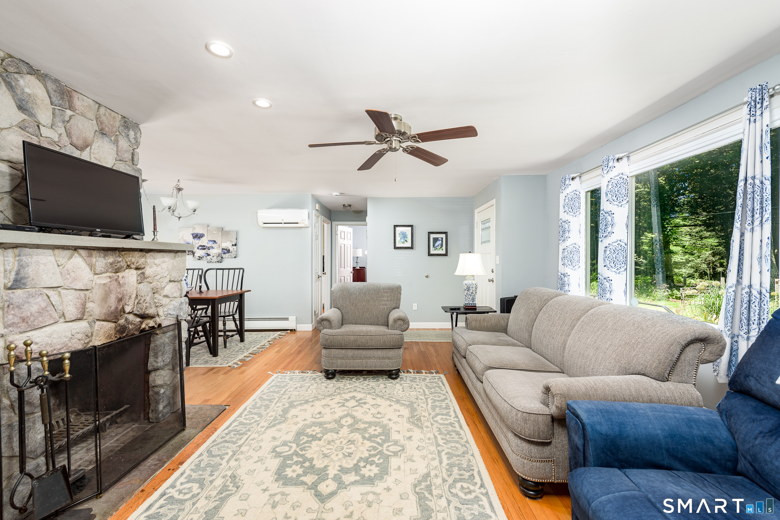 8 Sepous Road Avon, CT 06001 - Photo 4 of 39