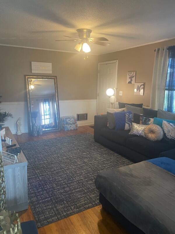 2803 King Street Augusta, GA 30906 - Photo 5 of 13 IMG_2836