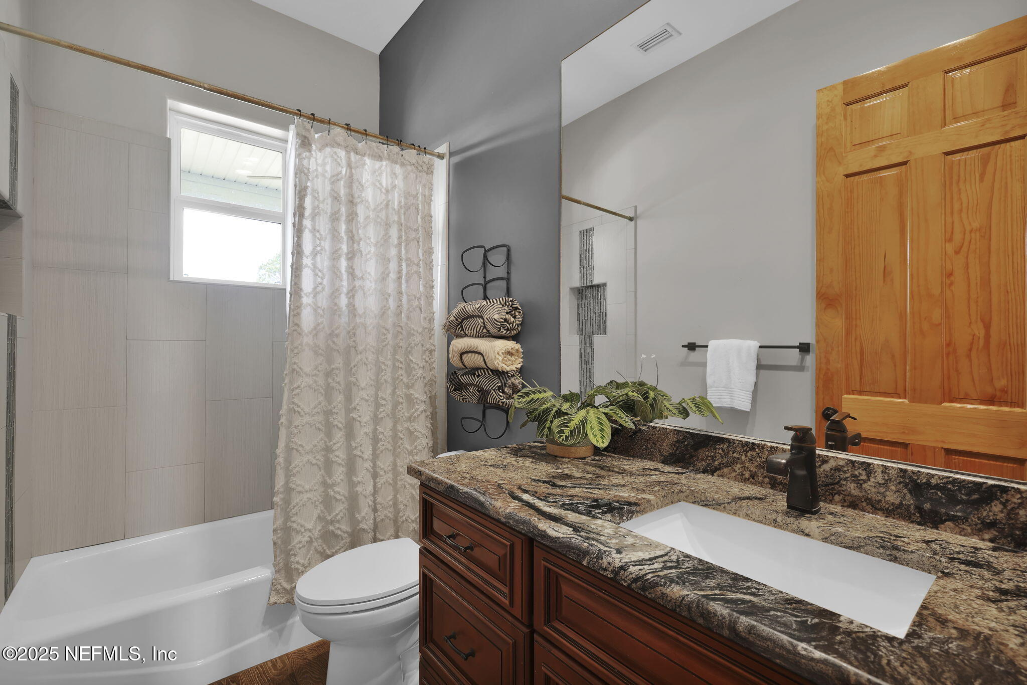 13045 Sawpit Road Jacksonville, FL 32226 - Photo 51 of 88 Bathroom 2