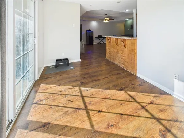 $279,500 | 1405 West 7th St Terrace, Knob Noster, MO 65336