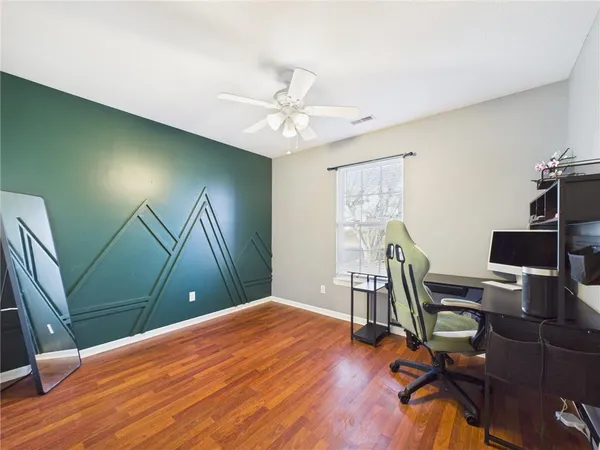 $279,500 | 1405 West 7th St Terrace, Knob Noster, MO 65336