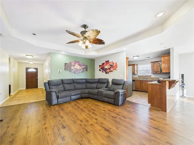 $290,000 | 1405 West 7th St Terrace, Knob Noster, MO 65336