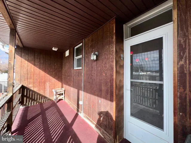 a view of an entryway