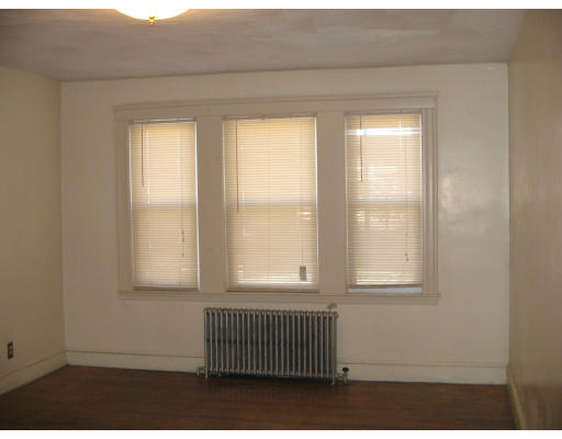 80 Chatham Road Everett, MA 02149 - Photo 3 of 6
