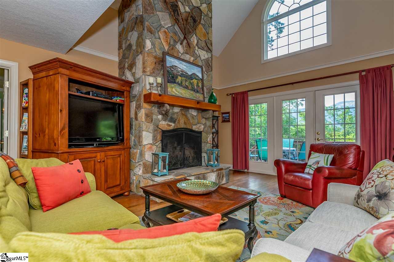 200 Doe Run Pickens, SC 29671 - Photo 4 of 36 Gallery Image 4