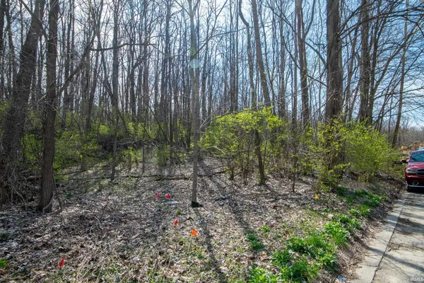 $15,000 | 2608 Emerson Forest Parkway, South Bend, IN 46614