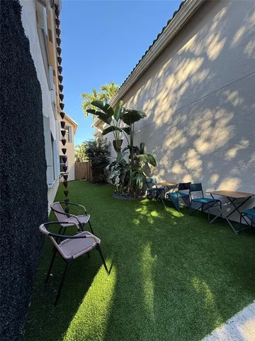 $949,900 | 2492 Northwest 66th Drive, Boca Raton, FL 33496