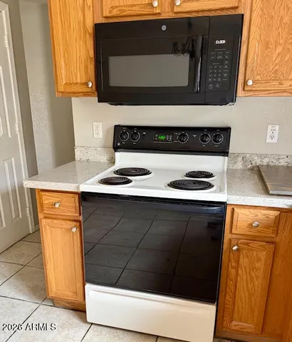 $1,795 | 16508 North 113th Avenue, Surprise, AZ 85378