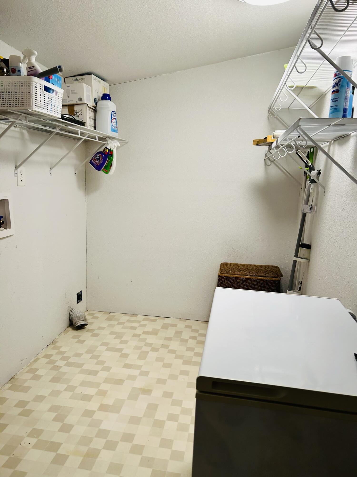 5225 Edgar Road Six Lakes, MI 48886 - Photo 23 of 28 LAUNDRY ROOM