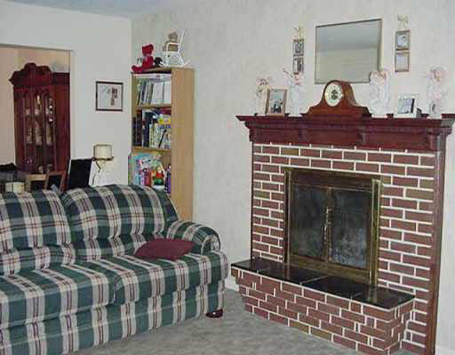 6717 Amber Road Fort Wayne, IN 46814 - Photo 3 of 8 Gallery Image 3
