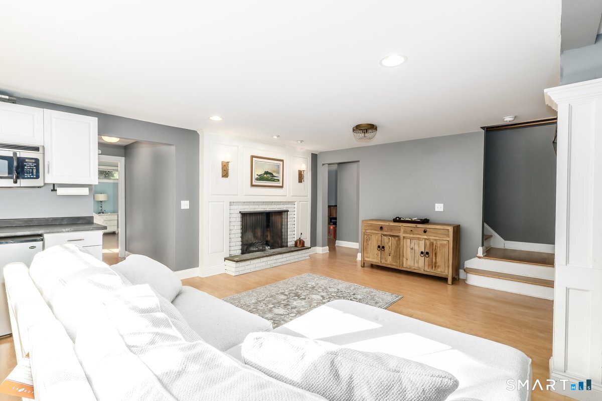 41 High Ridge Road Brookfield, CT 06804 - Photo 12 of 39