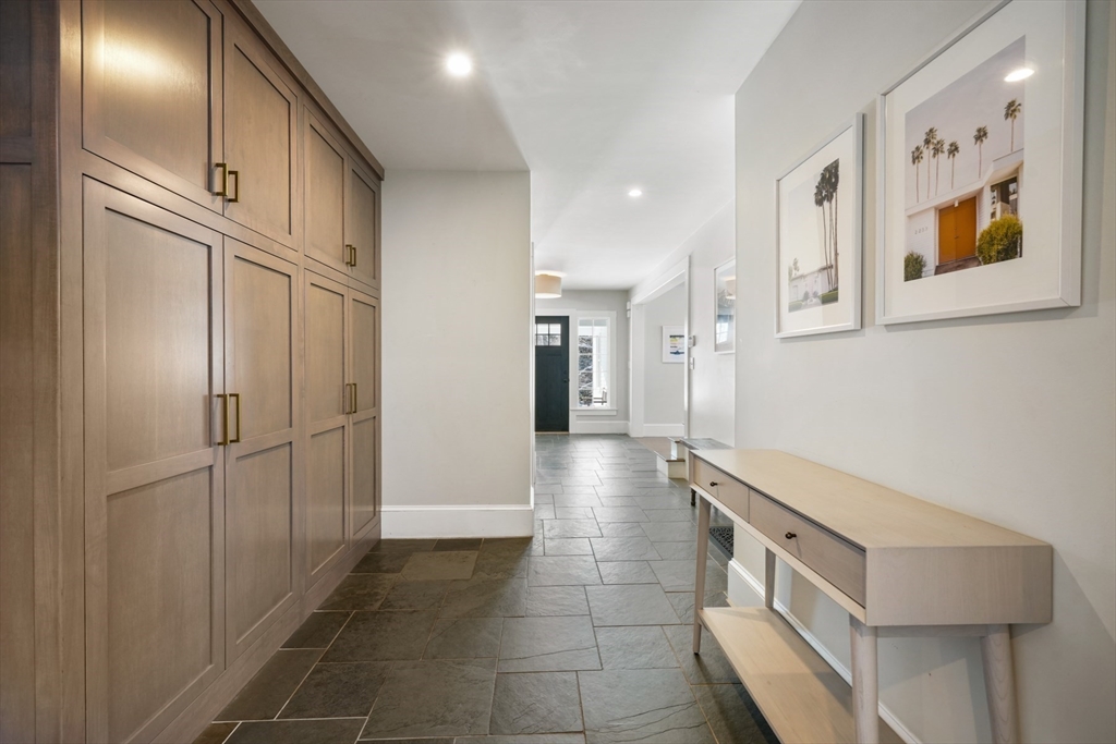 192 Clapp Road Scituate, MA 02066 - Photo 13 of 41