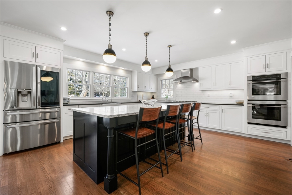 192 Clapp Road Scituate, MA 02066 - Photo 6 of 41