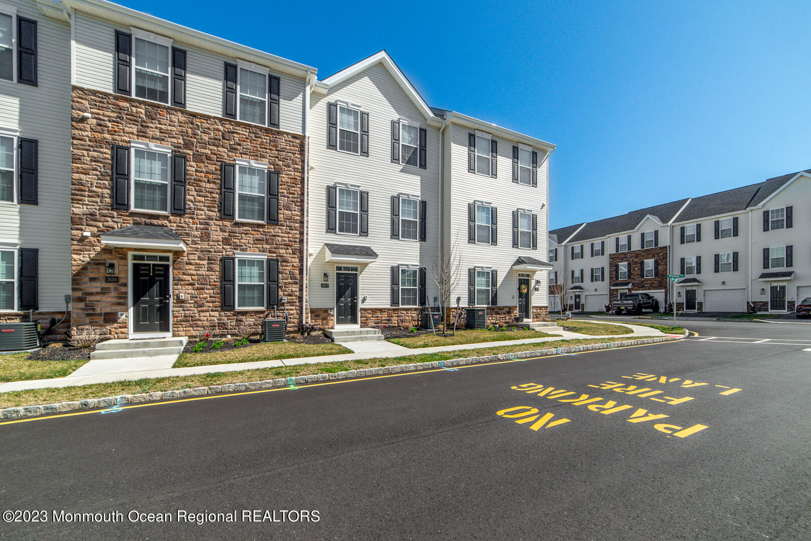 307 Discovery Road Brick, NJ 08723 - Photo 1 of 21 front