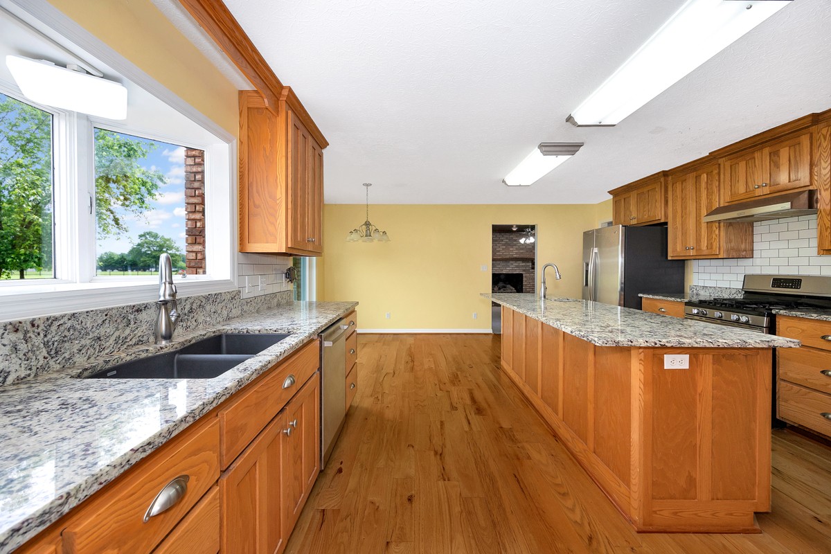 213 Milton Road Athens, AL 35611 - Photo 13 of 71