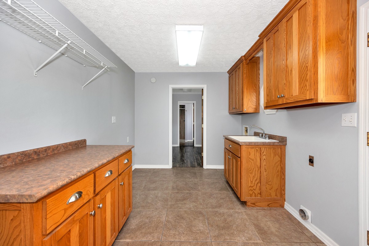 213 Milton Road Athens, AL 35611 - Photo 22 of 71