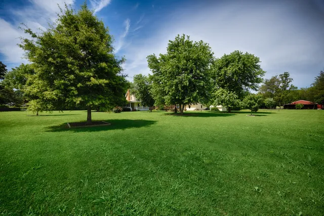 $549,900 | 213 Milton Road, Athens, AL 35611