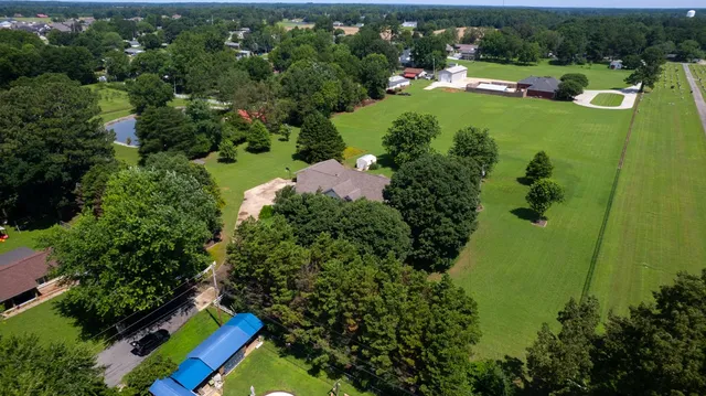 $549,900 | 213 Milton Road, Athens, AL 35611