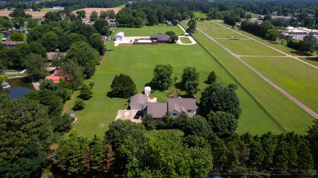 $549,900 | 213 Milton Road, Athens, AL 35611